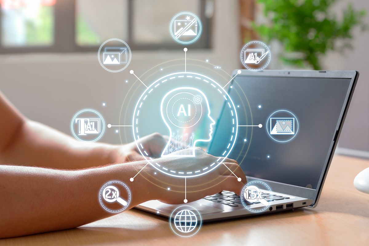 Homem cruando imagens no computador com inteligencia artificial